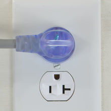 13 Amp 5-15P to IEC C13 Green Dot Hospital-Grade Power Cord with Finger Grip Plug (16 AWG)